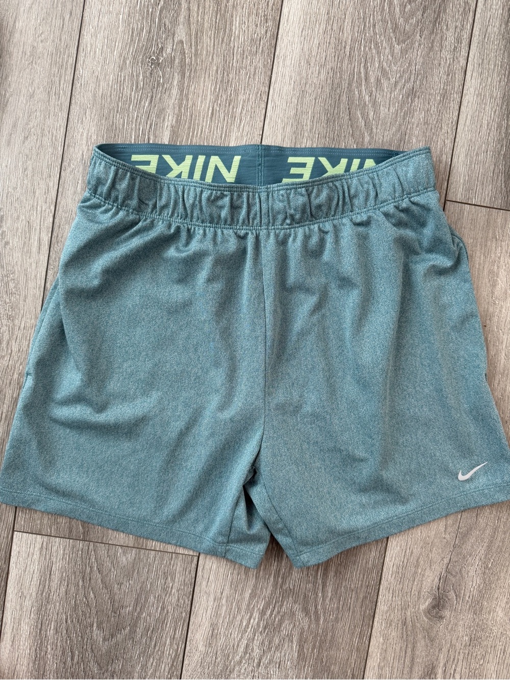 Nike Attack Dri-FIT Women’s Shorts Blue Size Medium